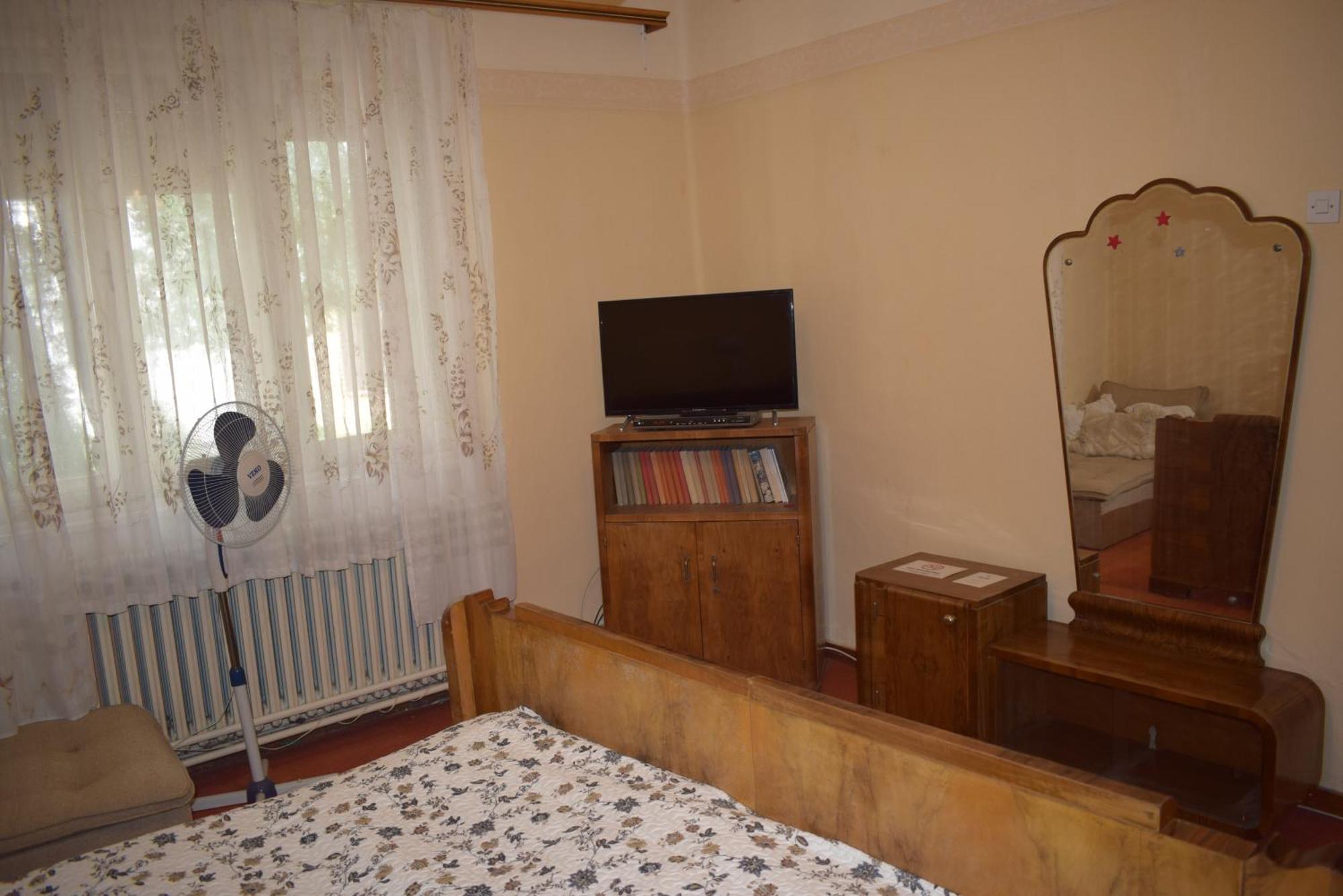 Guest House Tisza Haz Senta Екстер'єр фото